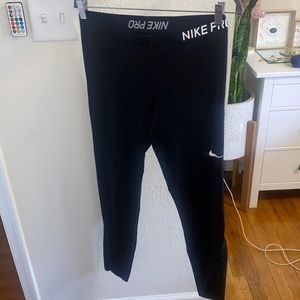Black Nike Pro Women’s Tights XL